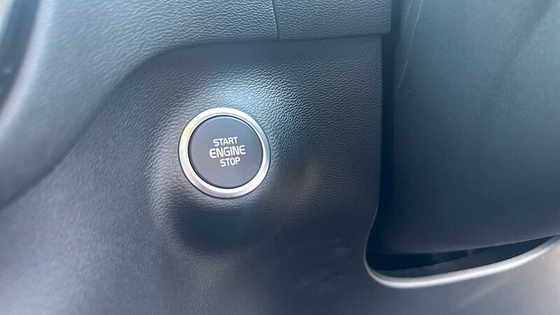 Volvo XC40 Ultra, B3 Mild hybrid, Petrol, Bright