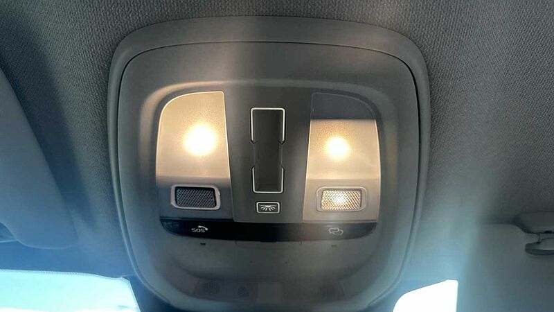 Volvo XC40 Ultra, B3 Mild hybrid, Petrol, Bright