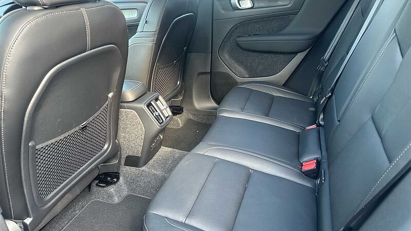 Volvo XC40 Ultra, B3 Mild hybrid, Petrol, Bright