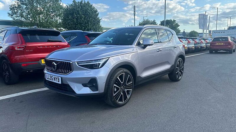 Volvo XC40 Ultra, B3 Mild hybrid, Petrol, Bright