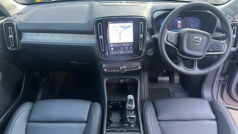 Volvo XC40 Ultra, B3 Mild hybrid, Petrol, Bright