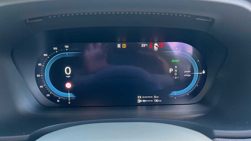 Volvo V90 Ultra, T8 AWD Plug-in hybrid, Electric/Petrol, Dark