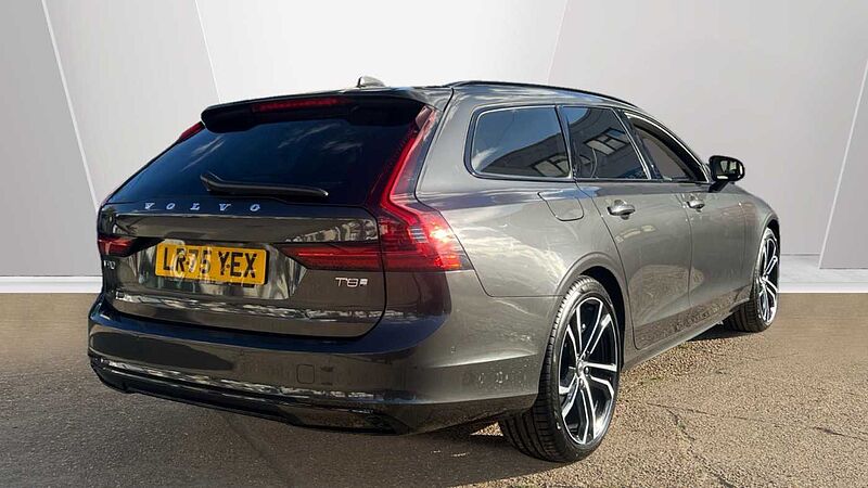 Volvo V90 Ultra, T8 AWD Plug-in hybrid, Electric/Petrol, Dark