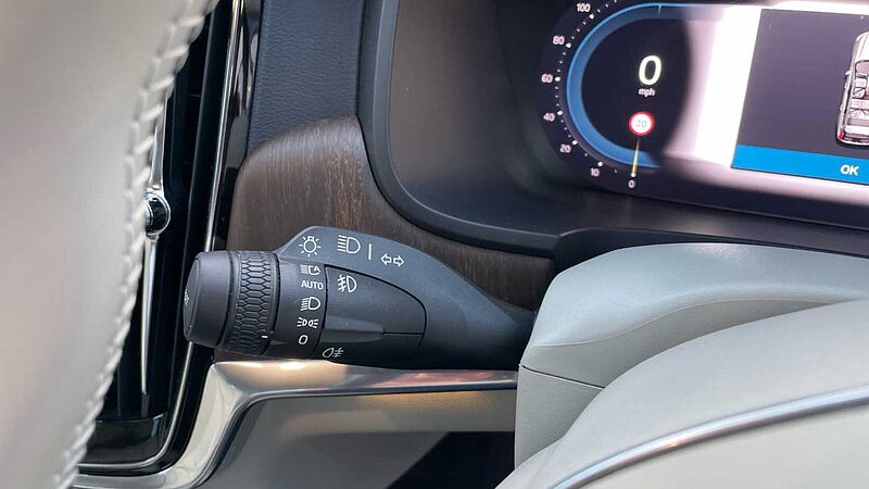 Volvo V90 Cross Country Cross Country B5 AWD Mild Hybrid Petrol