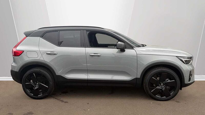Volvo XC40 Black Edition Ultra, B4 Mild hybrid, Petrol