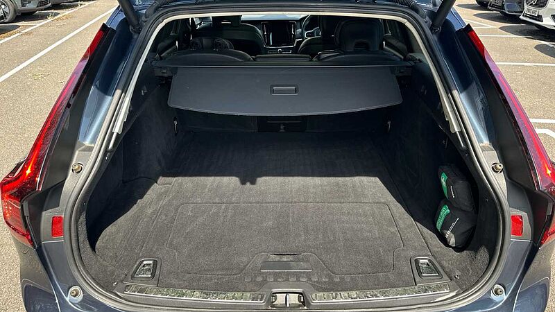 Volvo V90 Cross Country Country, B5 AWD mild hybrid