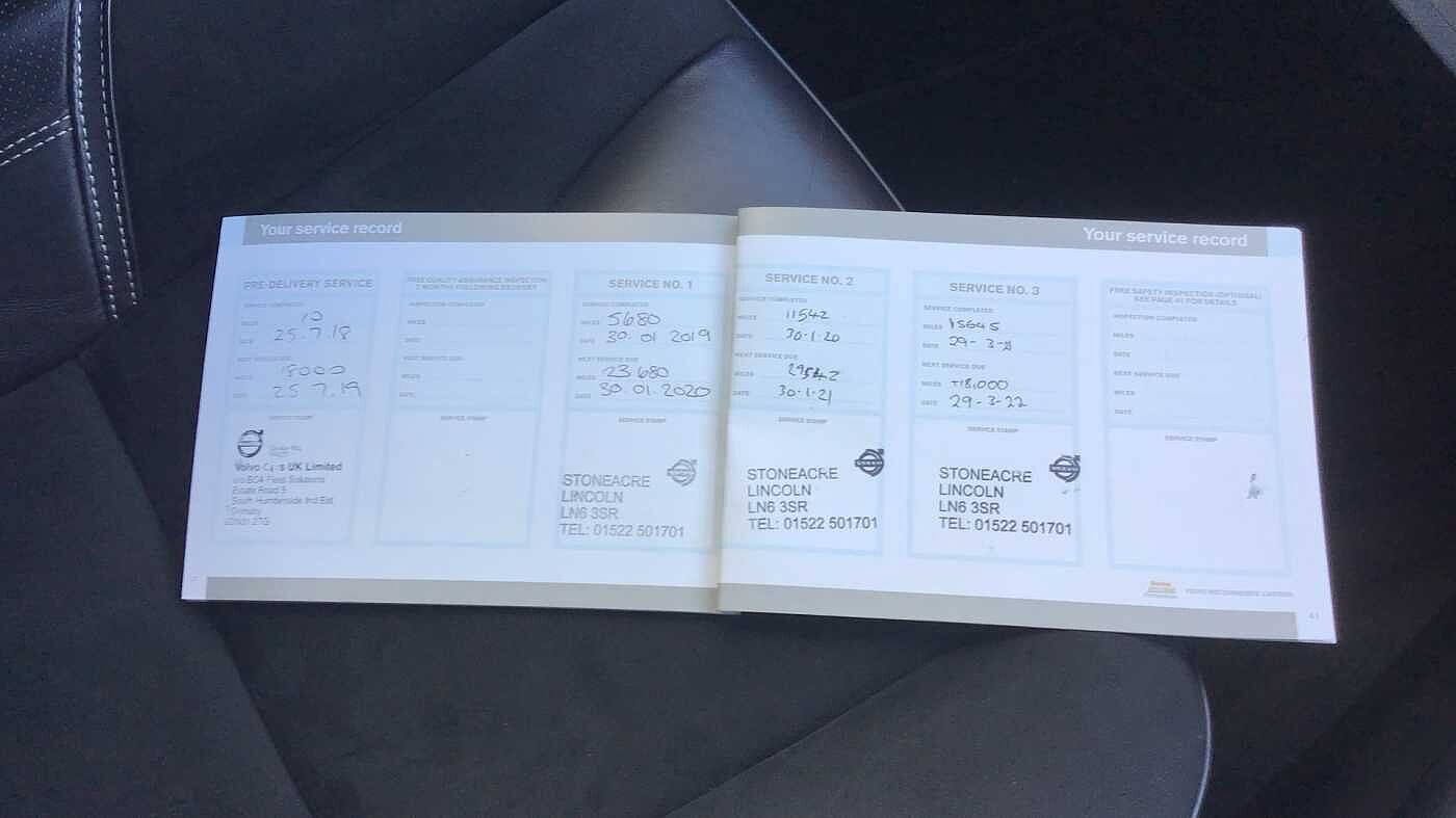 Volvo V40 T3 R-Design Automatic