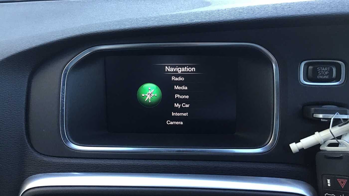 Volvo V40 T3 R-Design Automatic