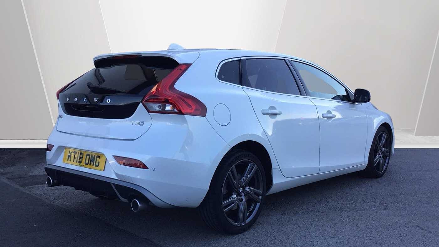 Volvo V40 T3 R-Design Automatic