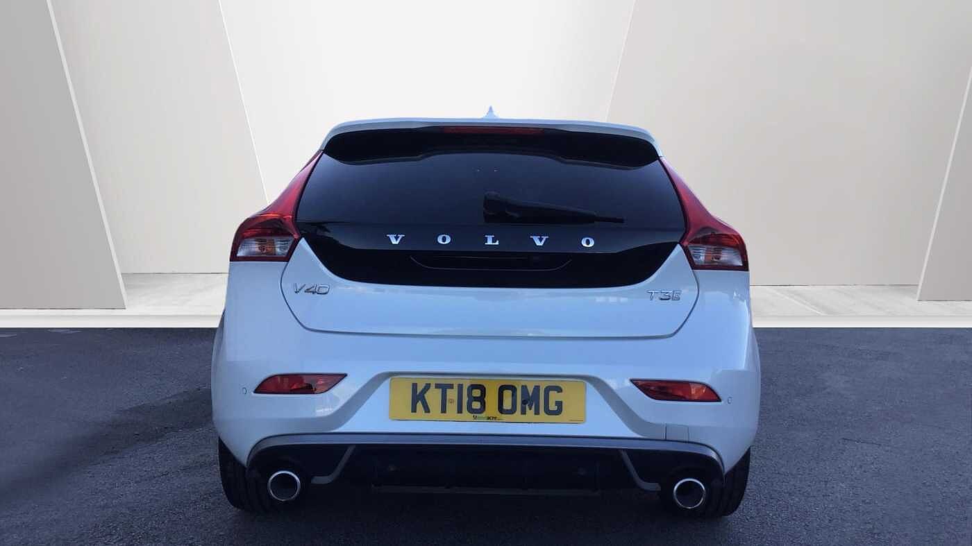 Volvo V40 T3 R-Design Automatic