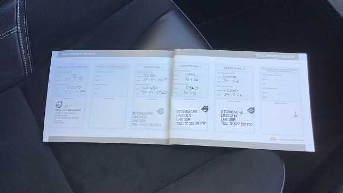 Volvo V40 T3 R-Design Automatic