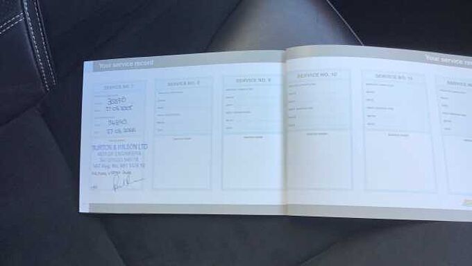 Volvo V40 T3 R-Design Automatic