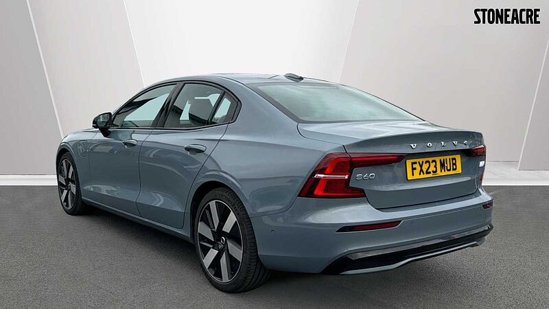 Volvo S60 Recharge Ultimate, T8 AWD plug-in hybrid, Electric/Petrol, Dark