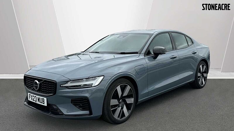 Volvo S60 Recharge Ultimate, T8 AWD plug-in hybrid, Electric/Petrol, Dark