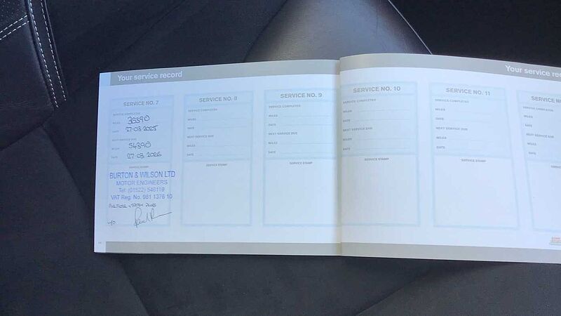 Volvo V40 T3 R-Design Automatic