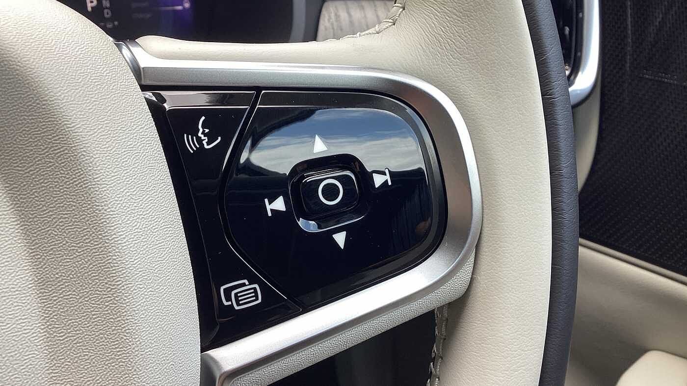 Volvo V90 Plus, T6 AWD Plug-in hybrid, Electric/Petrol, Dark