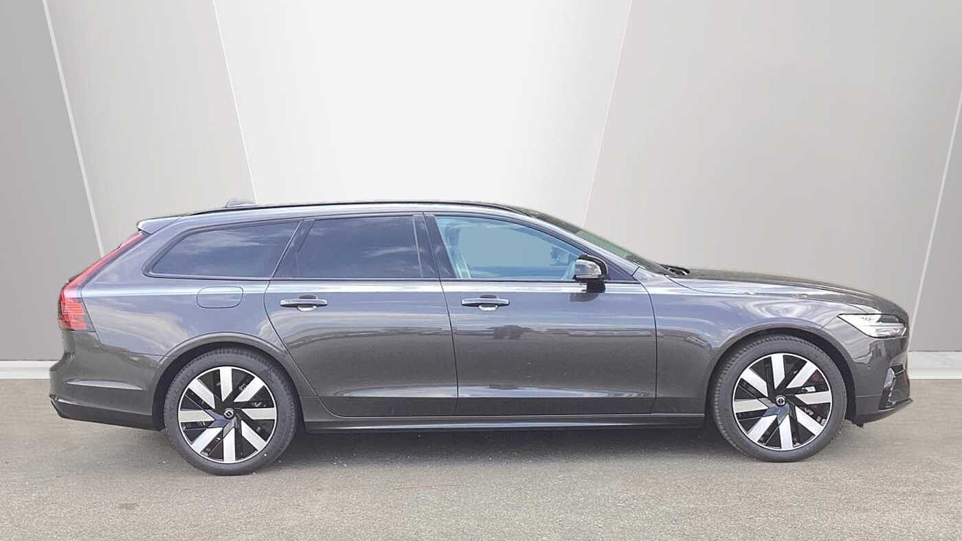 Volvo V90 Plus, T6 AWD Plug-in hybrid, Electric/Petrol, Dark