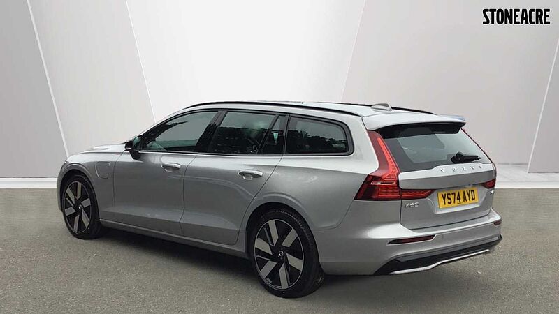 Volvo V60 Plus, T6 AWD Plug-in hybrid, Electric/Petrol, Dark