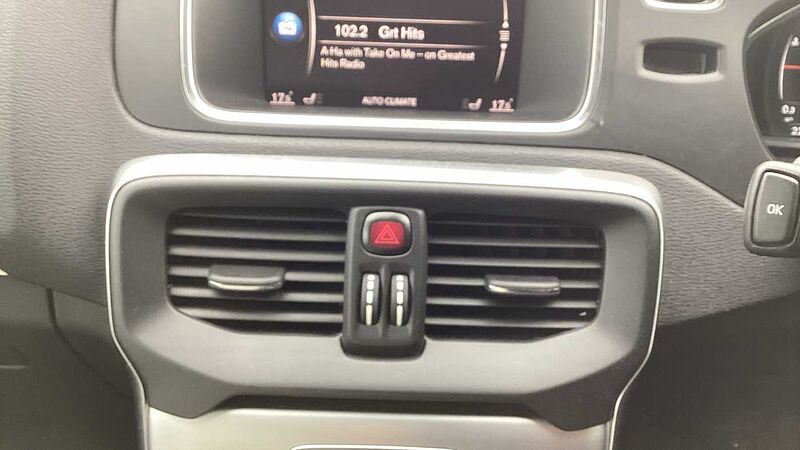 Volvo V40 T2 Inscription Automatic