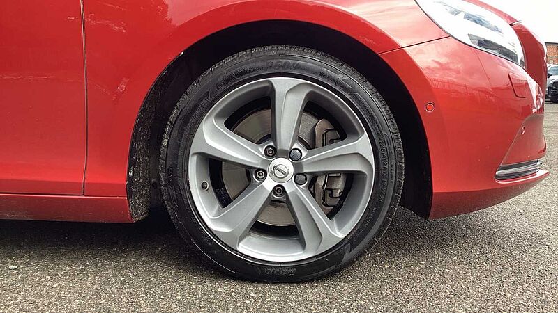 Volvo V40 T2 Inscription Automatic