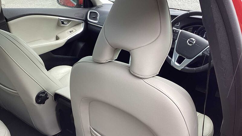 Volvo V40 T2 Inscription Automatic