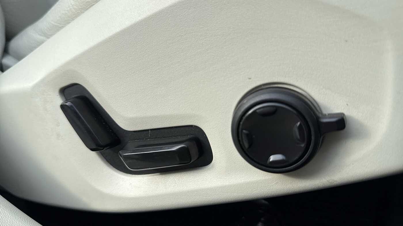 Volvo V90 2.0 B5D Cross Country 5dr AWD Auto Diesel Estate