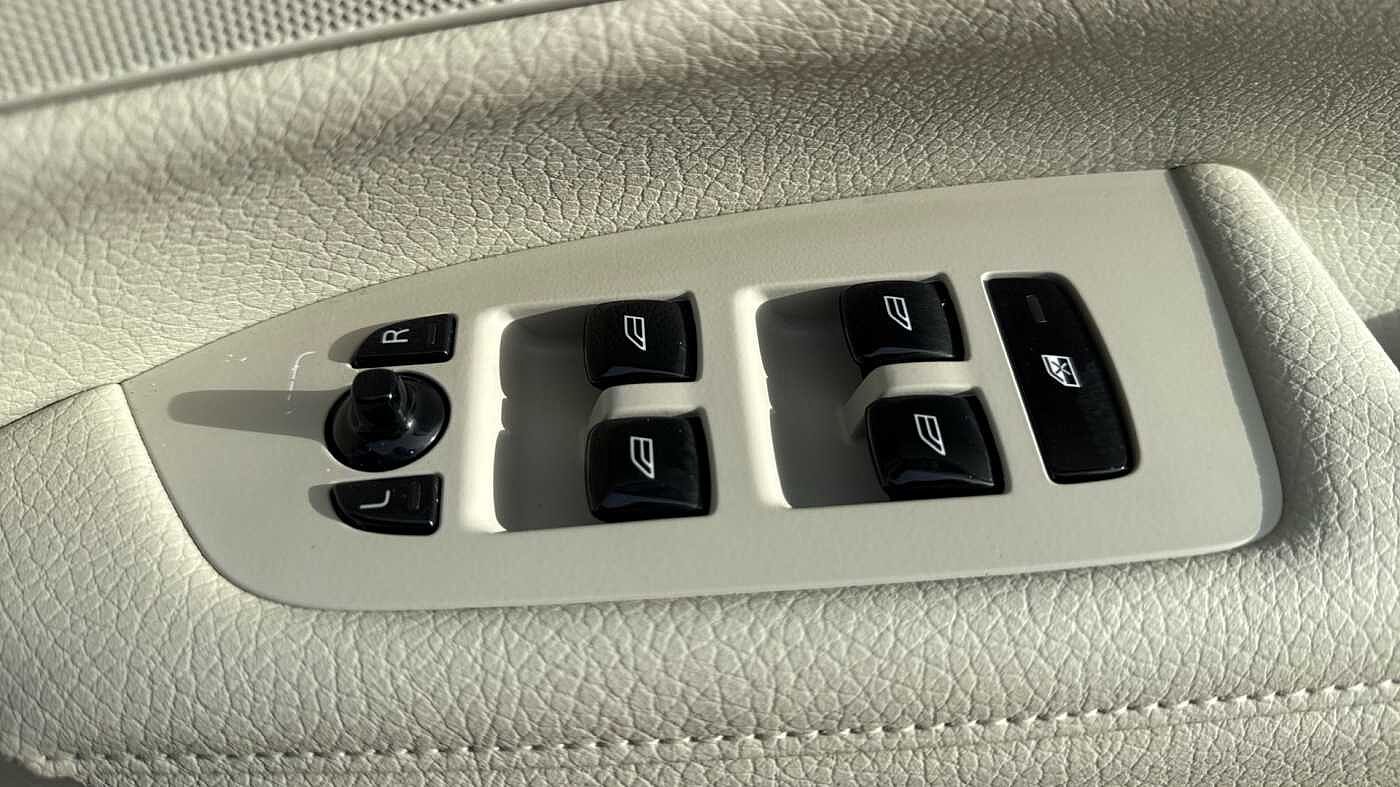 Volvo V90 2.0 B5D Cross Country 5dr AWD Auto Diesel Estate