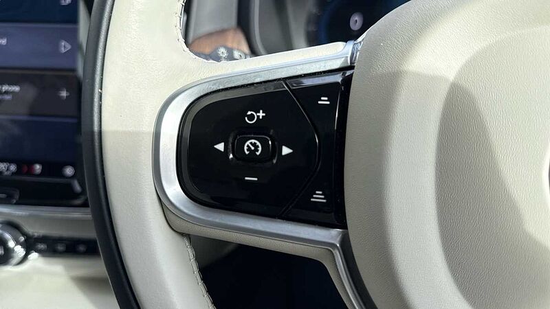 Volvo V90 2.0 B5D Cross Country 5dr AWD Auto Diesel Estate