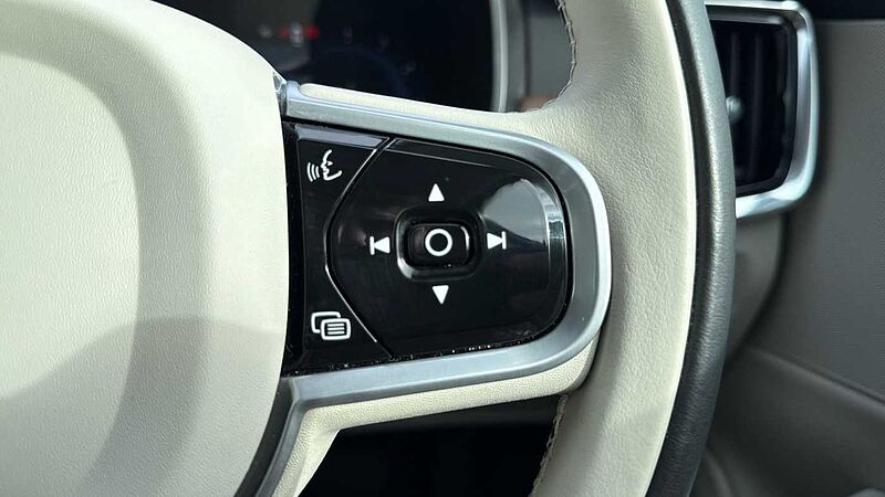 Volvo V90 2.0 B5D Cross Country 5dr AWD Auto Diesel Estate