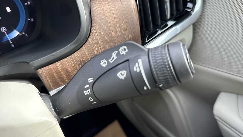 Volvo V90 2.0 B5D Cross Country 5dr AWD Auto Diesel Estate