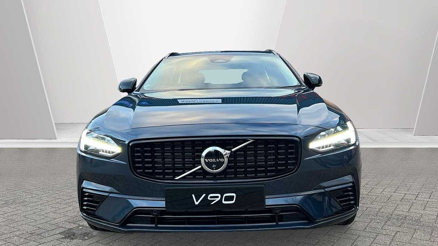 Volvo V90 Plus, T6 AWD Plug-in hybrid, Electric/Petrol, Dark
