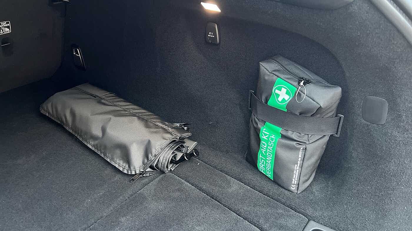 Volvo V90 Plus, T6 AWD Plug-in hybrid, Electric/Petrol, Dark