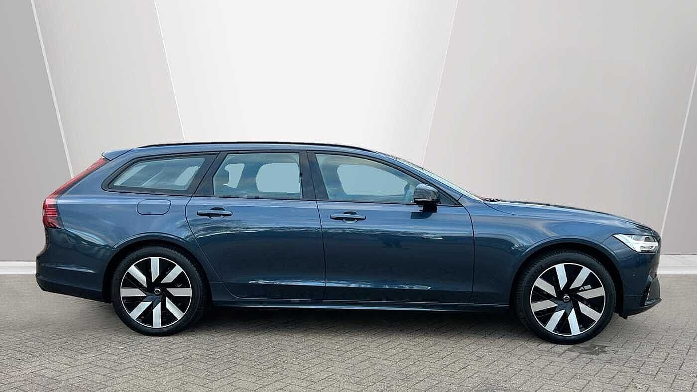 Volvo V90 Plus, T6 AWD Plug-in hybrid, Electric/Petrol, Dark