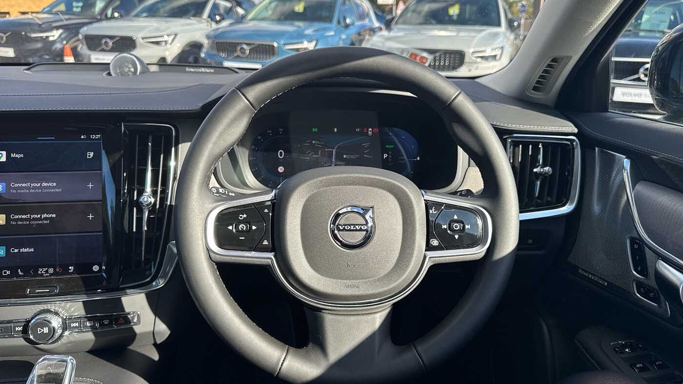 Volvo V90 Ultra, T8 AWD Plug-in hybrid, Electric/Petrol, Dark