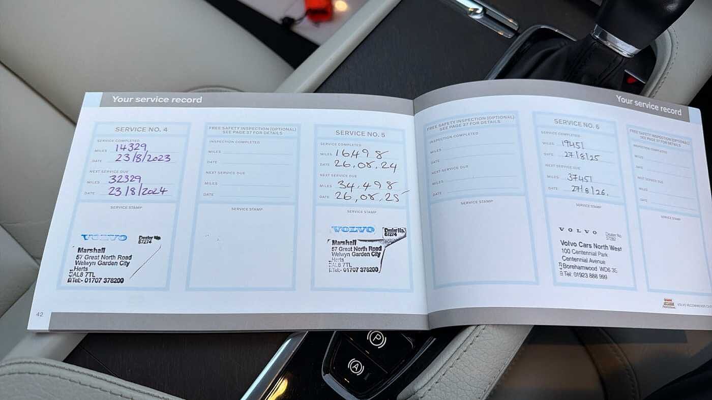 Volvo V90 Cross Country T6 AWD Plus Automatic