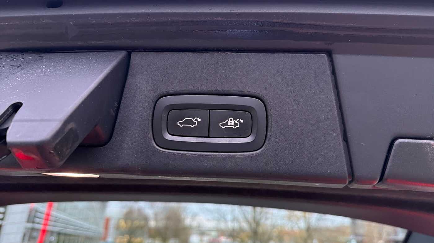 Volvo V90 Cross Country T6 AWD Plus Automatic