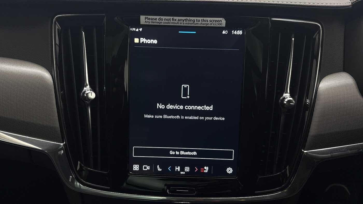 Volvo V90 Ultra, T8 AWD Plug-in hybrid, Electric/Petrol, Dark