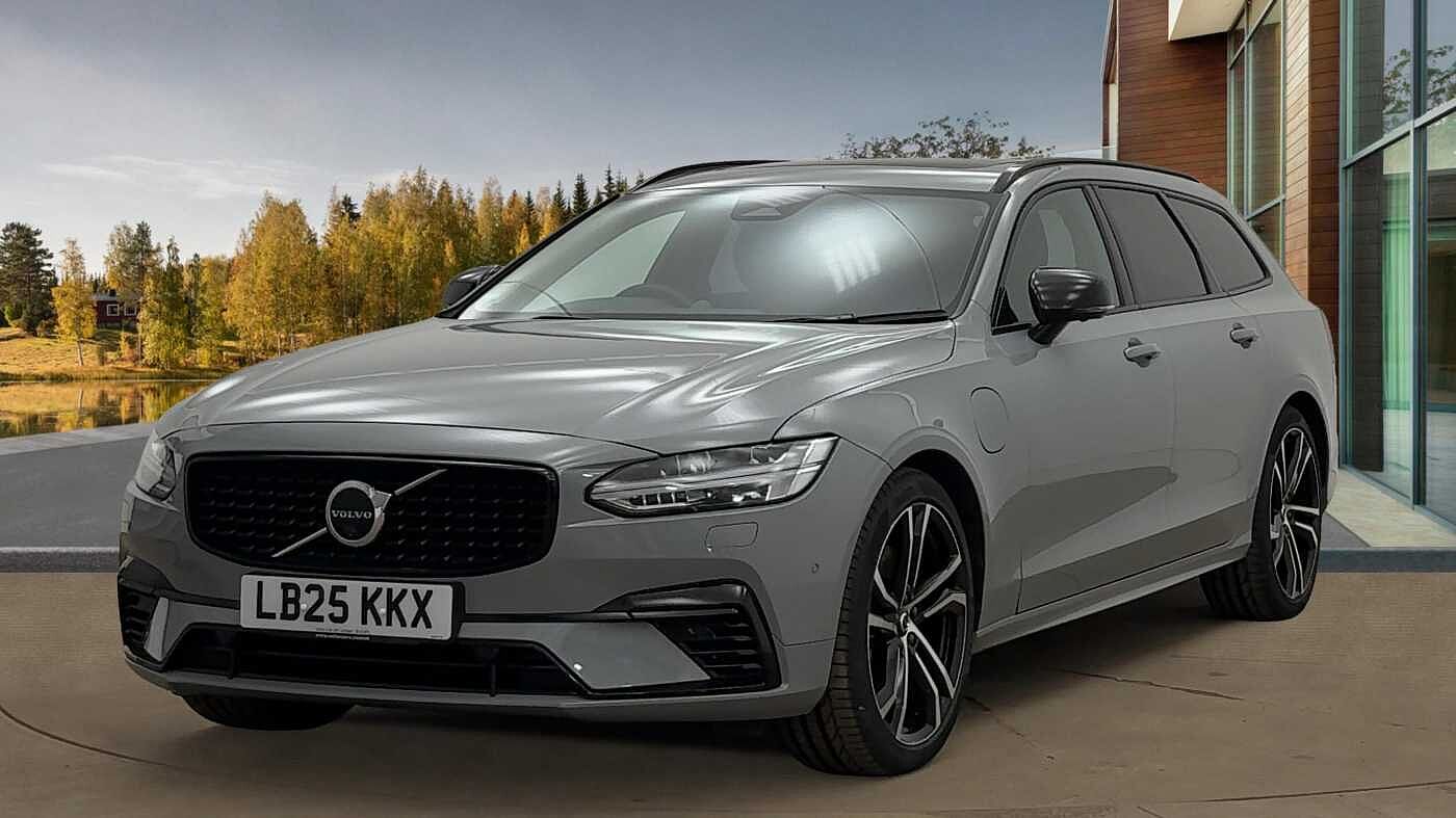 Volvo V90 Ultra, T8 AWD Plug-in hybrid, Electric/Petrol, Dark