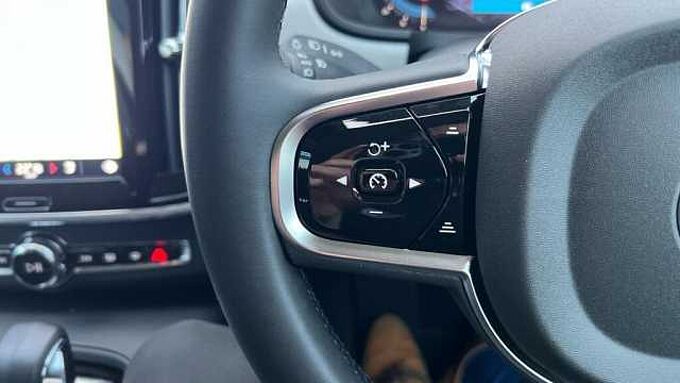 Volvo V90 Plus, T6 AWD Plug-in hybrid, Electric/Petrol, Dark