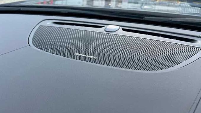 Volvo V90 Plus, T6 AWD Plug-in hybrid, Electric/Petrol, Dark