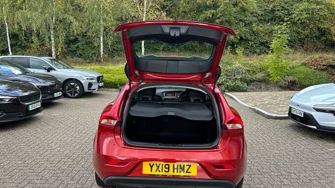 Volvo V40 T2 Inscription Manual