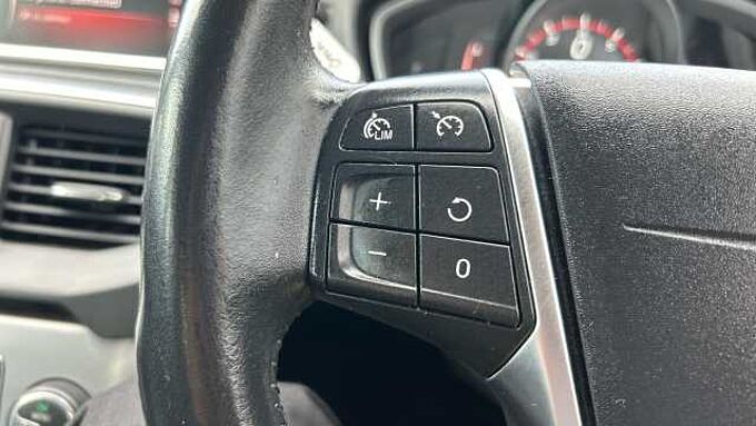 Volvo V40 T2 Inscription Manual