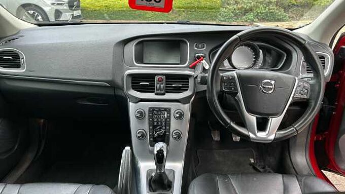 Volvo V40 T2 Inscription Manual