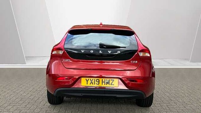 Volvo V40 T2 Inscription Manual