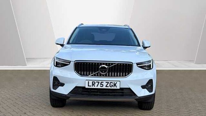 Volvo XC40 Ultra, B3 Mild hybrid, Petrol, Bright