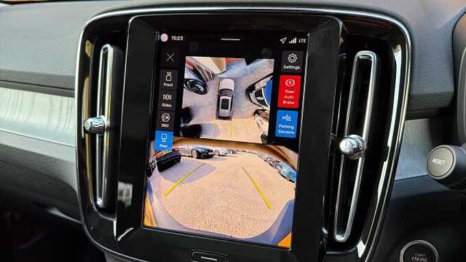 Volvo XC40 Ultra, B3 Mild hybrid, Petrol, Bright