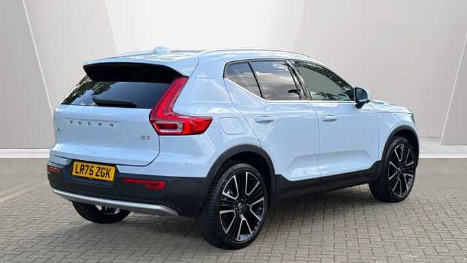 Volvo XC40 Ultra, B3 Mild hybrid, Petrol, Bright