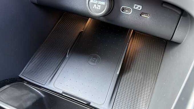 Volvo XC40 Ultra, B3 Mild hybrid, Petrol, Bright