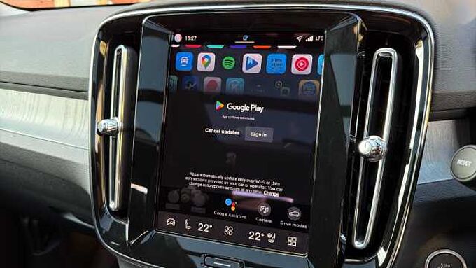 Volvo XC40 Ultra, B3 Mild hybrid, Petrol, Bright