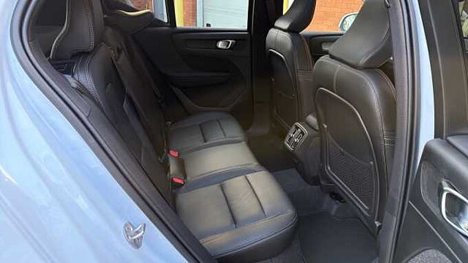 Volvo XC40 Ultra, B3 Mild hybrid, Petrol, Bright